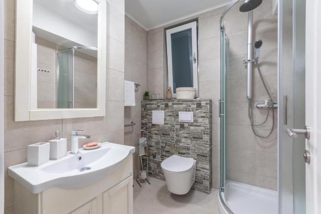 And Poesia Apartment Split